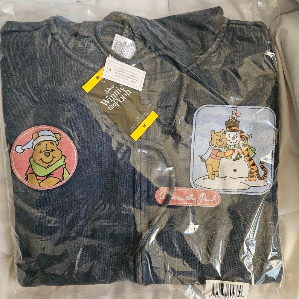 🆕 SIZE M DISNEY HOODIE Winnie the Pooh & Friends full zip w/ patches